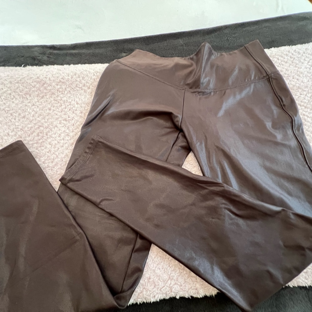 Brown, faux leather leggings